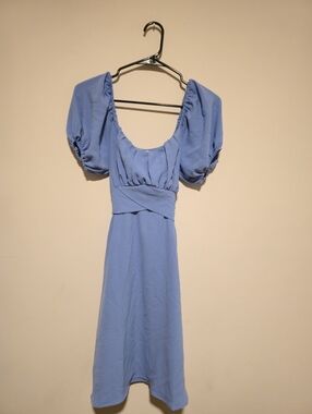 NWOT ✨️Light Blue Puff-Sleeve Midi Dress Pie In The Sky Size M.